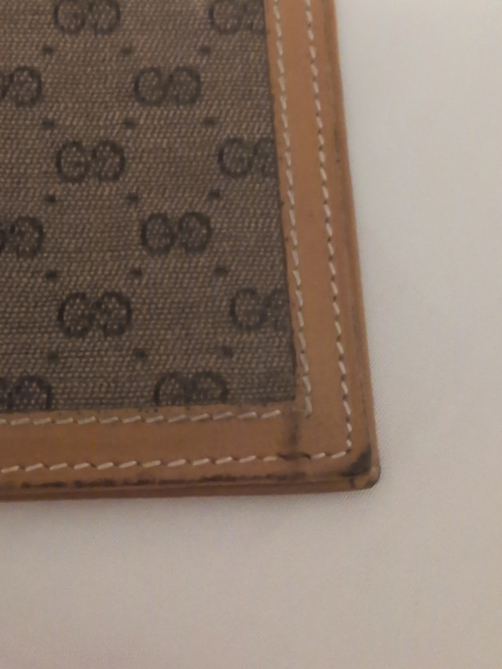 Vintage Gucci 80s Fold Card Holder License Monogram Leather Trim Preloved - Picture 13 of 16